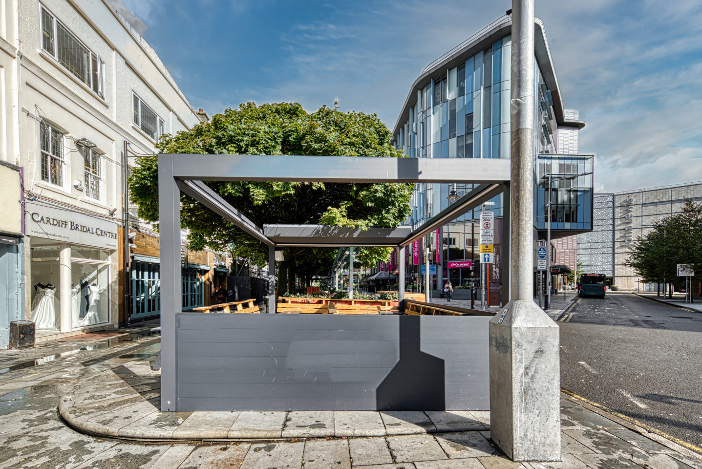 Deponti Pinela Deluxe Aluminium Electric Retractable Veranda 3000mm x 4960mm